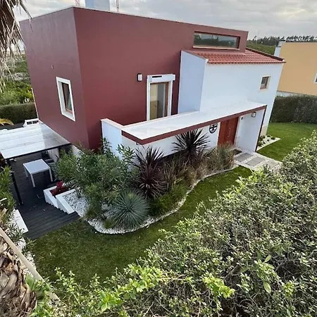 Charming 3-bedroom With Private Pool In Bidos